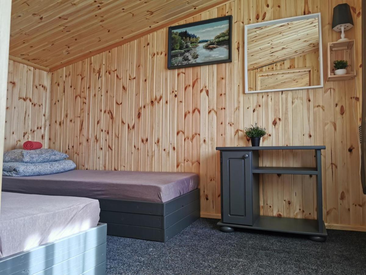 Viesu Maja Kalnaruski Ape Exterior foto