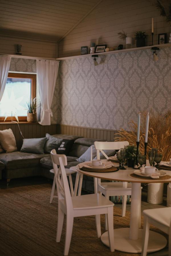 Viesu Maja Kalnaruski Ape Exterior foto