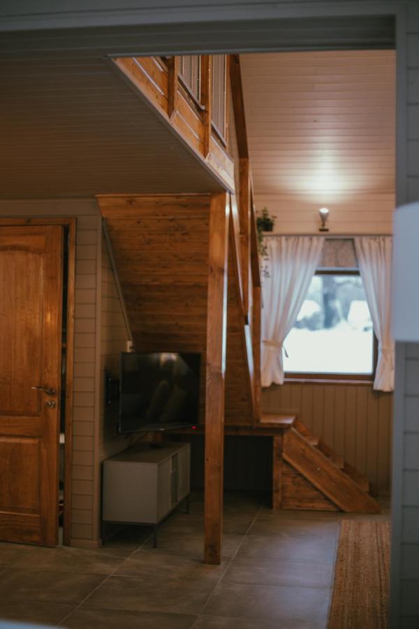 Viesu Maja Kalnaruski Ape Exterior foto